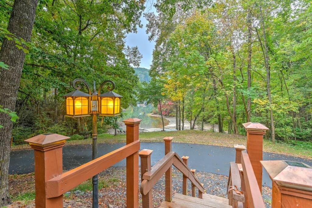 The Cove Retreat- Hot Tub/Screened Porch/Game Room เลกลัวร์ ภายนอก รูปภาพ